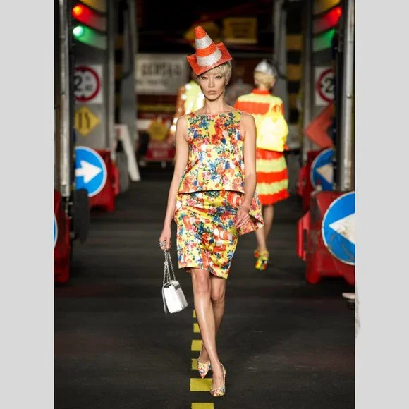 NEW! MOSCHINO COUTURE Rare 'Runway' Flower & Cone Dress, Sz 40 Italian (US 4) - Picture 11 of 11